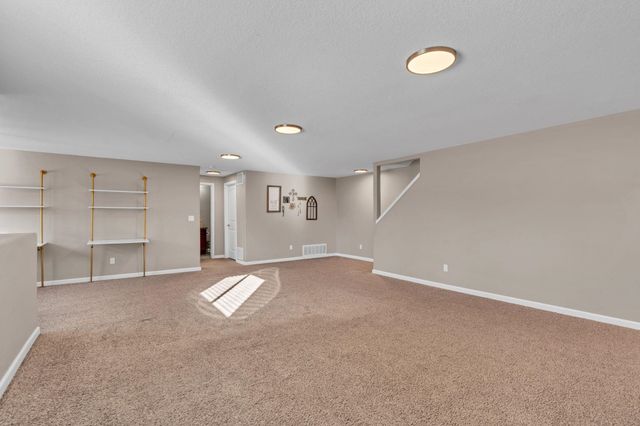 5029 N Saker Cir, Wichita, KS 67219