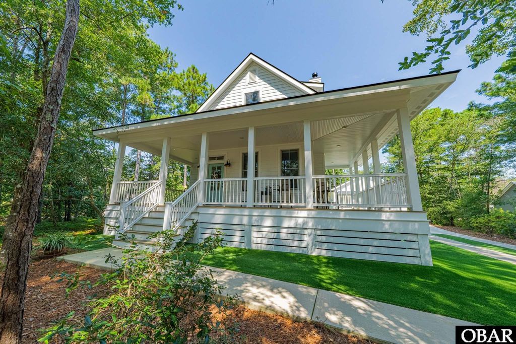 Image 1 of property listing at 141 Tuscarora Ct Lot 25, Manteo, NC 27954