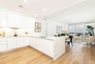 220 Lake Shore Drive 1813, Lake Park, FL 33403