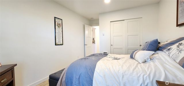 160 E Country Club Drive N, Union, WA 98592