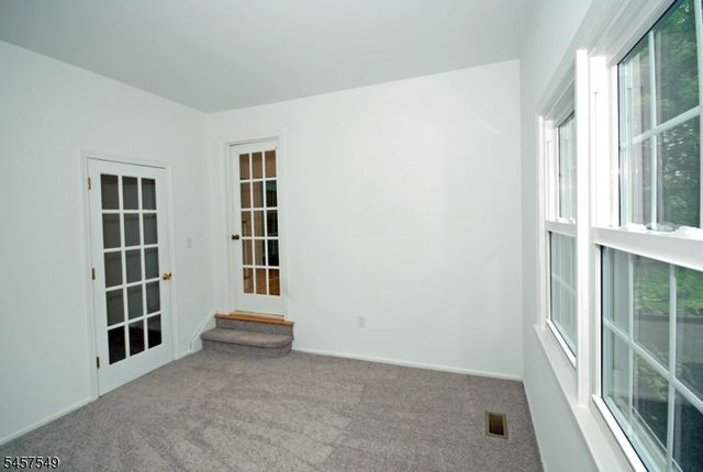608 Plymouth Ct, Branchburg Twp., NJ 08876