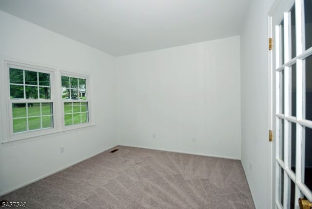 608 Plymouth Ct, Branchburg Twp., NJ 08876