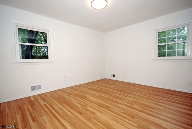 608 Plymouth Ct, Branchburg Twp., NJ 08876