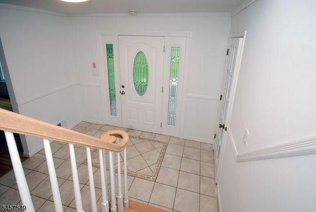 608 Plymouth Ct, Branchburg Twp., NJ 08876