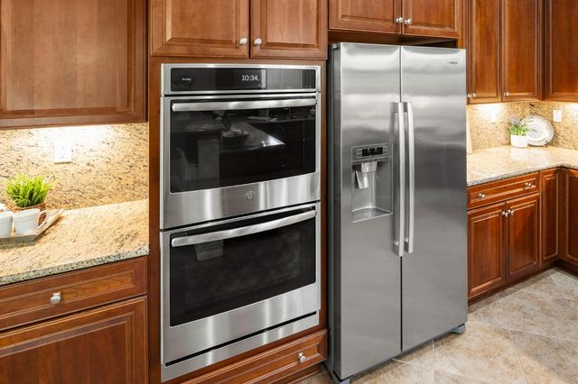 2366 Langtree Dr, Roseville, CA 95747