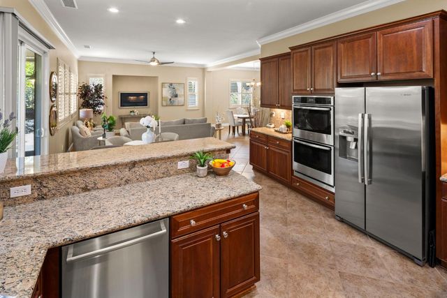 2366 Langtree Dr, Roseville, CA 95747