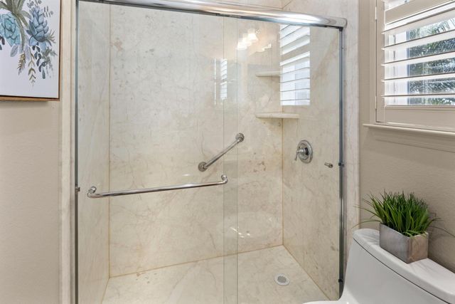 2366 Langtree Dr, Roseville, CA 95747