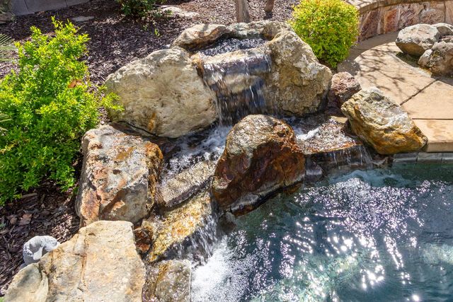 2366 Langtree Dr, Roseville, CA 95747