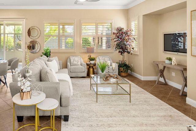 2366 Langtree Dr, Roseville, CA 95747