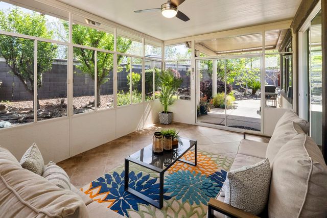 2366 Langtree Dr, Roseville, CA 95747