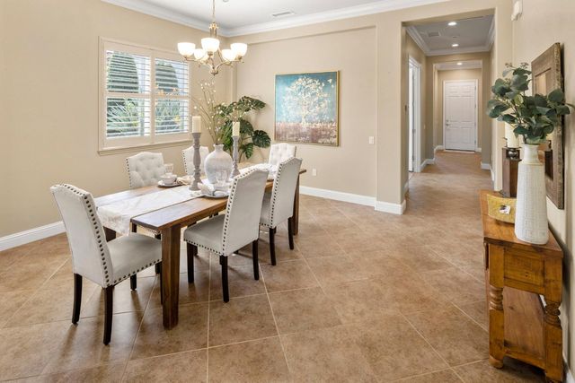 2366 Langtree Dr, Roseville, CA 95747