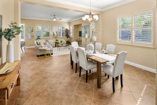 2366 Langtree Dr, Roseville, CA 95747