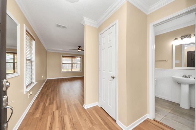 22002 Willow Shade Lane, Tomball, TX 77375