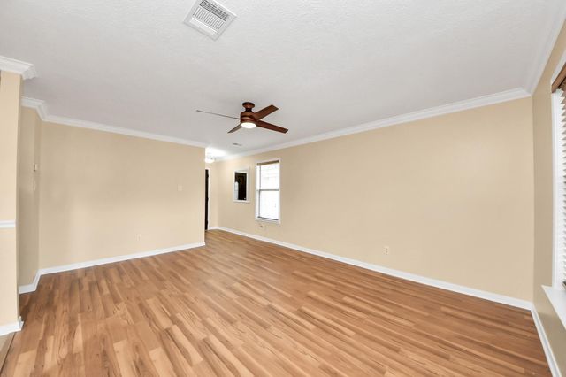 22002 Willow Shade Lane, Tomball, TX 77375