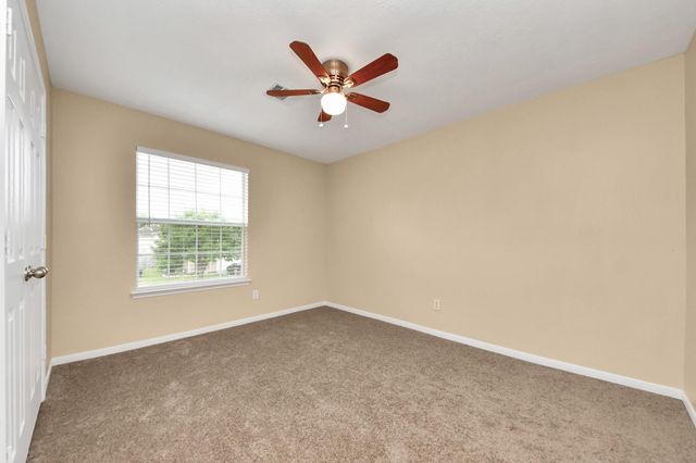 22002 Willow Shade Lane, Tomball, TX 77375