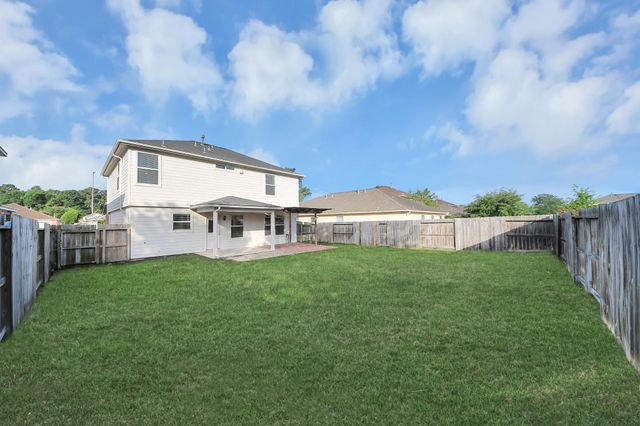 22002 Willow Shade Lane, Tomball, TX 77375