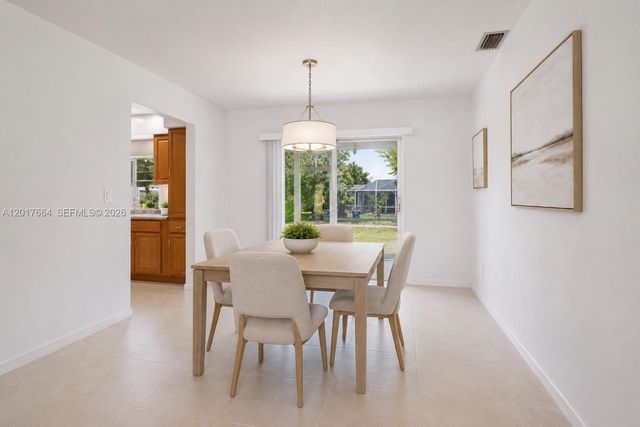 3925 Washington St, Hollywood, FL 33021