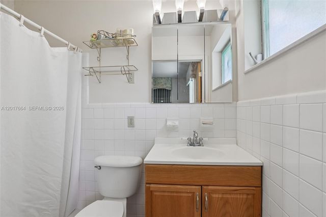 3925 Washington St, Hollywood, FL 33021