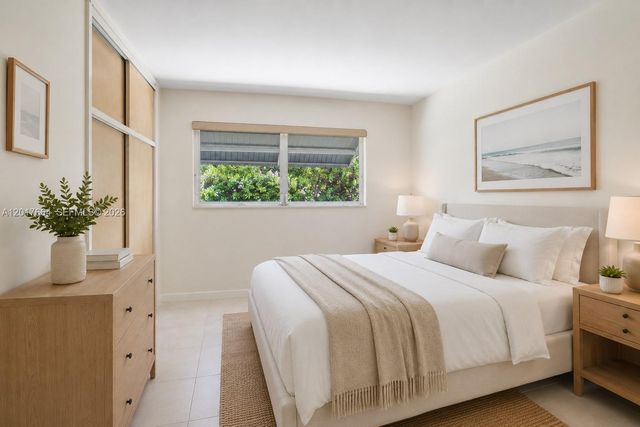 3925 Washington St, Hollywood, FL 33021