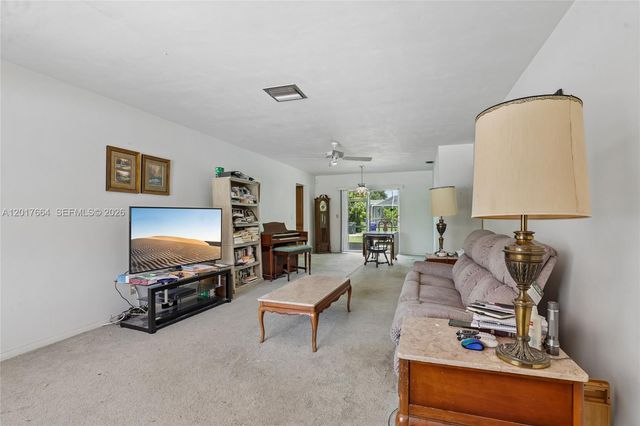 3925 Washington St, Hollywood, FL 33021
