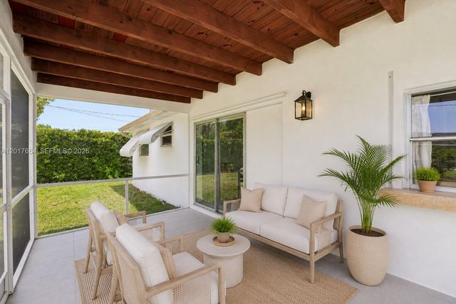 3925 Washington St, Hollywood, FL 33021