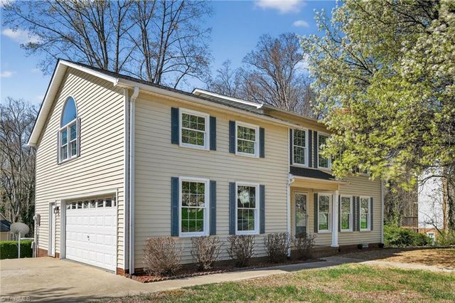 3012 Twin Knolls Drive, Winston-salem, NC 27127