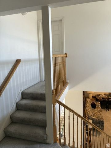 594 SIDER DR, North Salt Lake, UT 84054