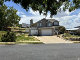 594 SIDER DR, North Salt Lake, UT 84054
