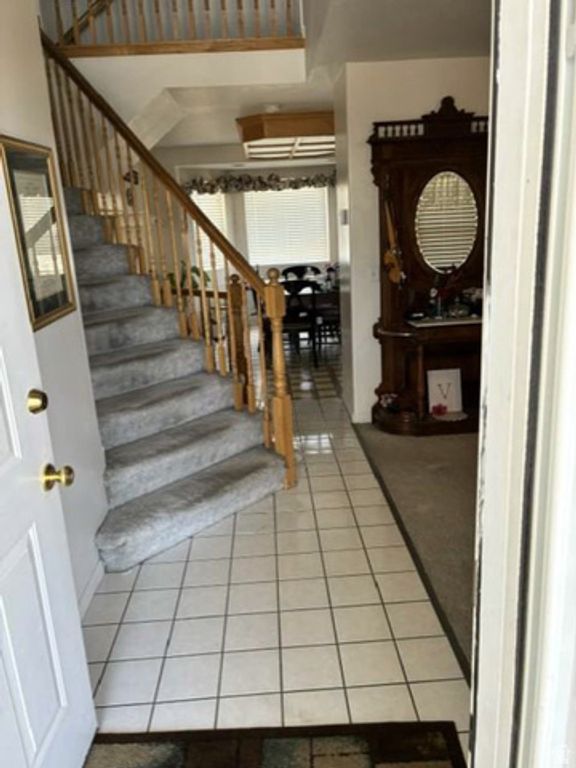594 SIDER DR, North Salt Lake, UT 84054 — photo 5