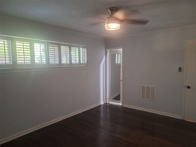 6131 Bandera Avenue B, Dallas, TX 75225
