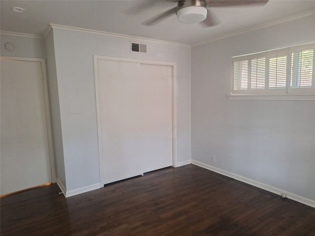 6131 Bandera Avenue B, Dallas, TX 75225