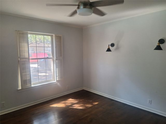 6131 Bandera Avenue B, Dallas, TX 75225