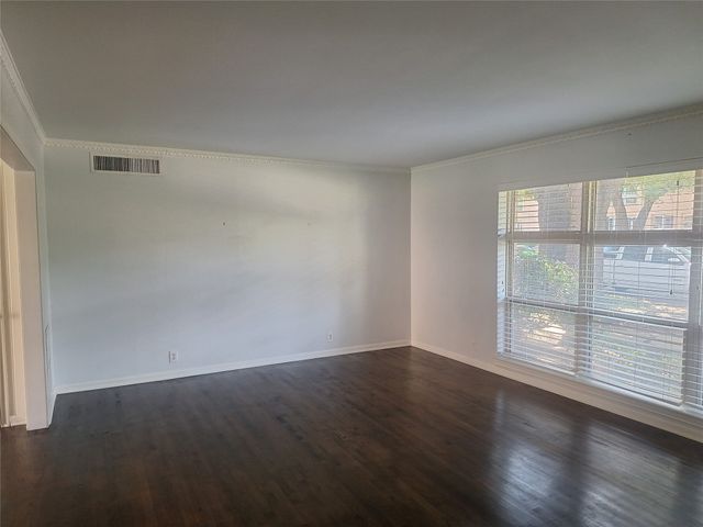 6131 Bandera Avenue B, Dallas, TX 75225