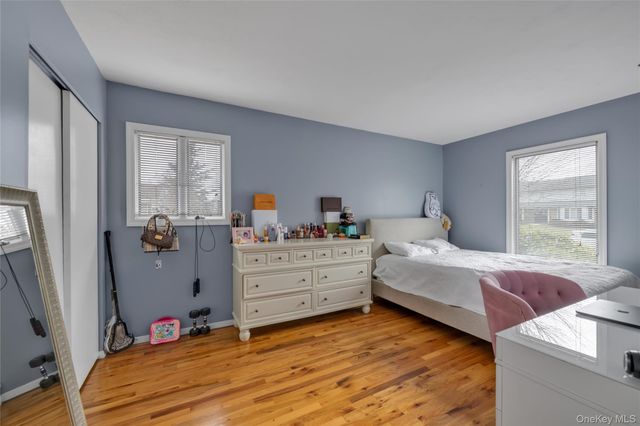 26 Julia Lane, East Northport, NY 11731