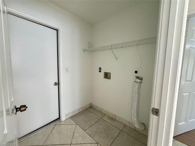 2306 NE 5th TER, Cape Coral, FL 33909