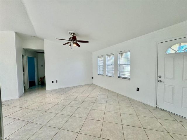 2306 NE 5th TER, Cape Coral, FL 33909