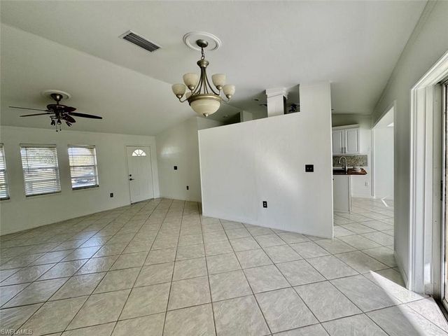 2306 NE 5th TER, Cape Coral, FL 33909