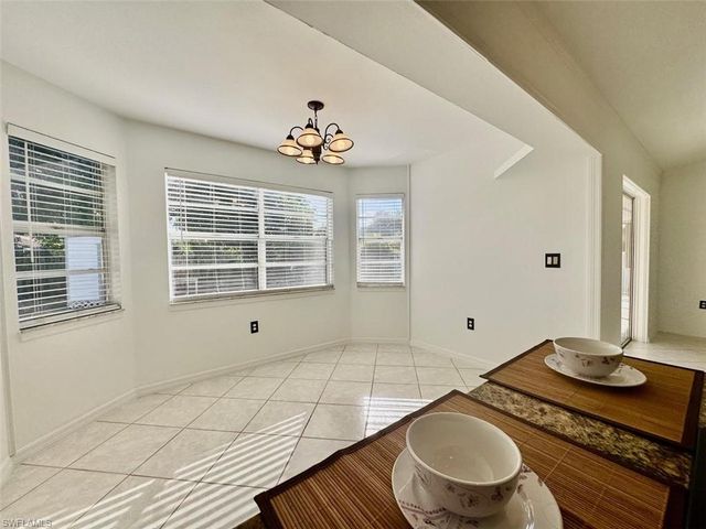 2306 NE 5th TER, Cape Coral, FL 33909