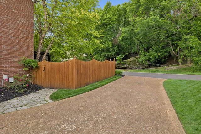 1205 Homewood Ct, Franklin, TN 37067