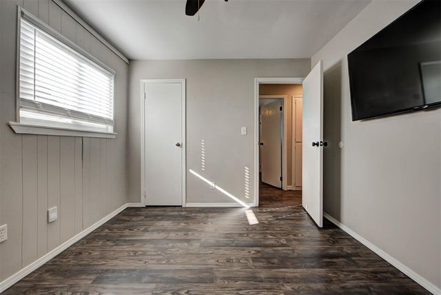 2508 Yorkshire Avenue, Moore, OK 73160