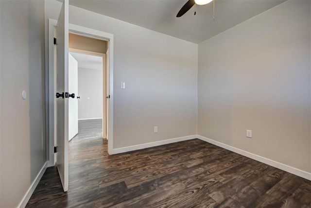 2508 Yorkshire Avenue, Moore, OK 73160