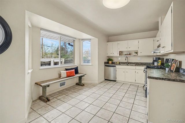 6925 W Colorado Drive, Lakewood, CO 80232
