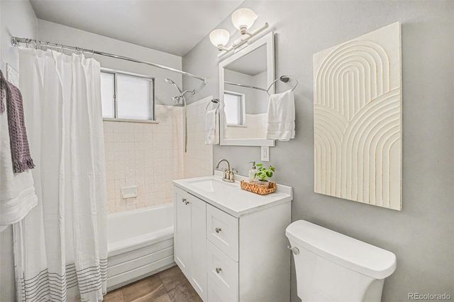 6925 W Colorado Drive, Lakewood, CO 80232