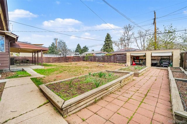 6925 W Colorado Drive, Lakewood, CO 80232