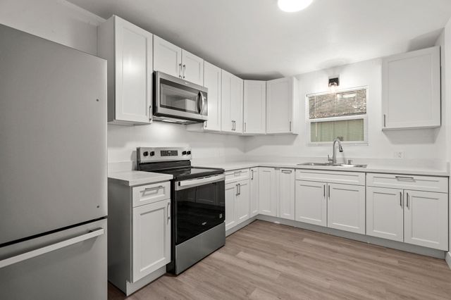 3200 Franklin Street, Anderson, CA 96007