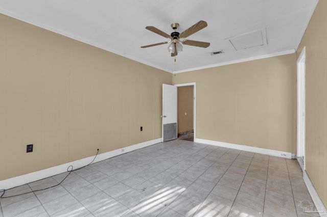 735 Lexington Rd, Pensacola, FL 32514