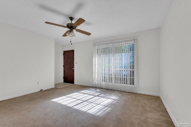 735 Lexington Rd, Pensacola, FL 32514
