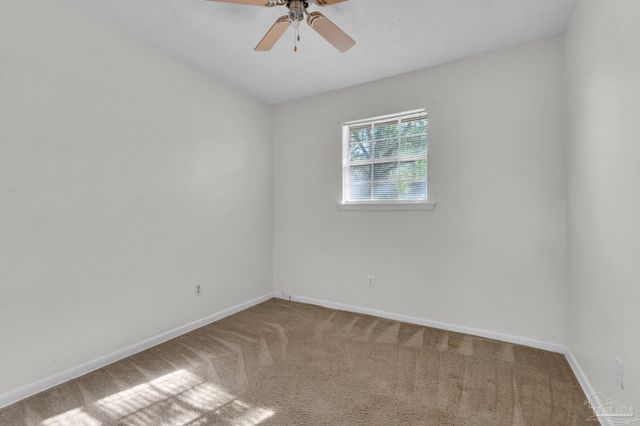 735 Lexington Rd, Pensacola, FL 32514