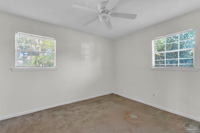 735 Lexington Rd, Pensacola, FL 32514