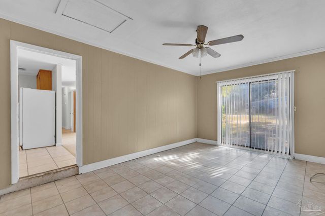 735 Lexington Rd, Pensacola, FL 32514